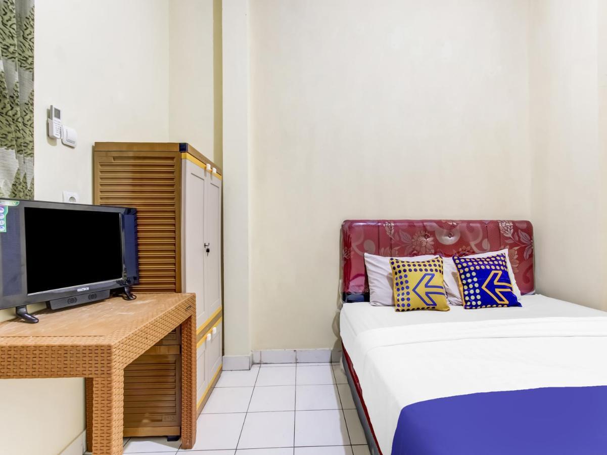 Oyo Life 91374 Asia Stay Semarang Syariah Exterior photo